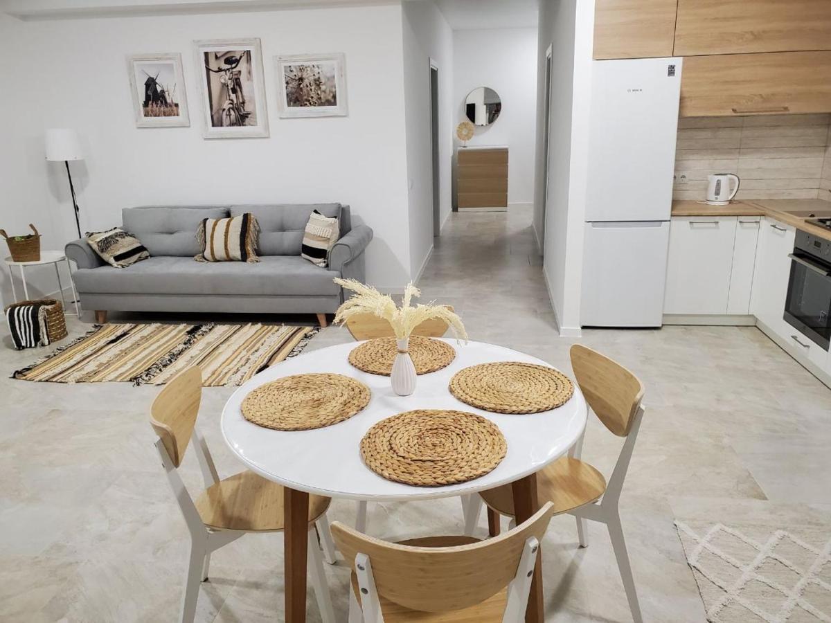 Vinna Просторі Апартаменти В Новобудові. Ternopil Exterior photo