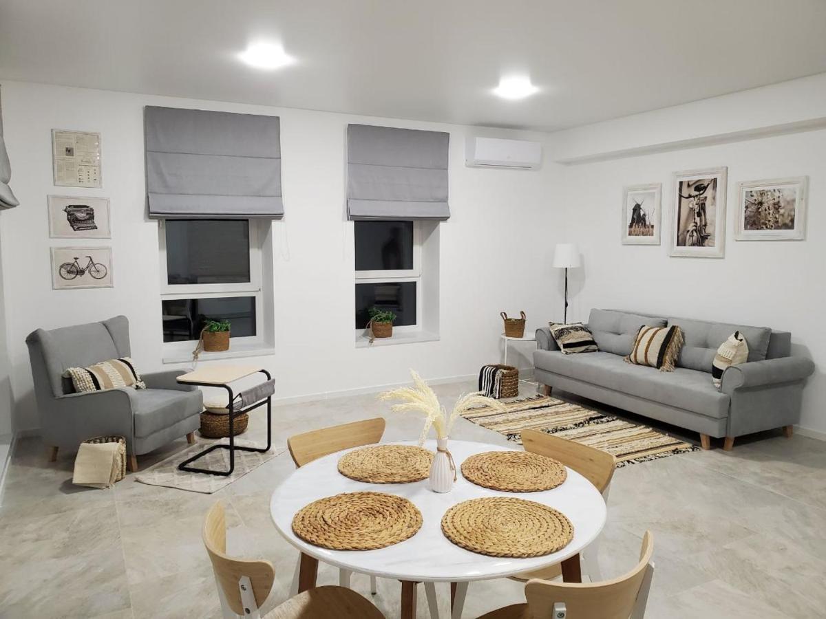 Vinna Просторі Апартаменти В Новобудові. Ternopil Exterior photo